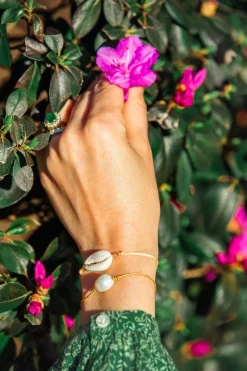 Golden Tide Pearl Knot Bracelet