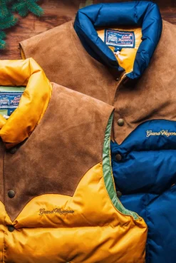 Jeep® x KJP Grand Wagoneer Puffer Vest in Navy