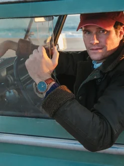 New England Adventurer (40mm)