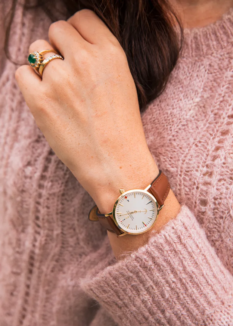 Newport Adventurer (32mm)